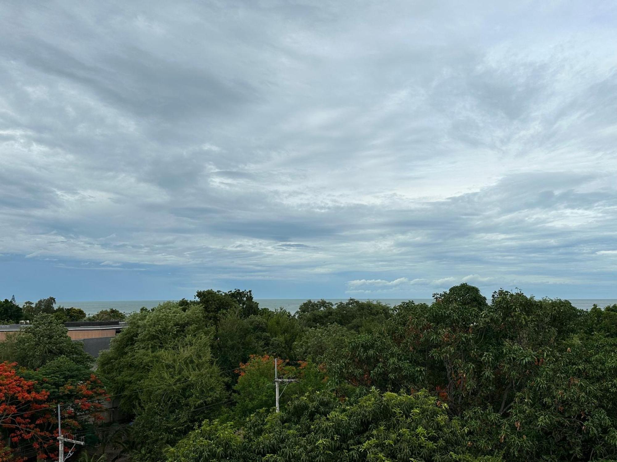 Thipurai Beach Hotel Hua Hin Exterior photo